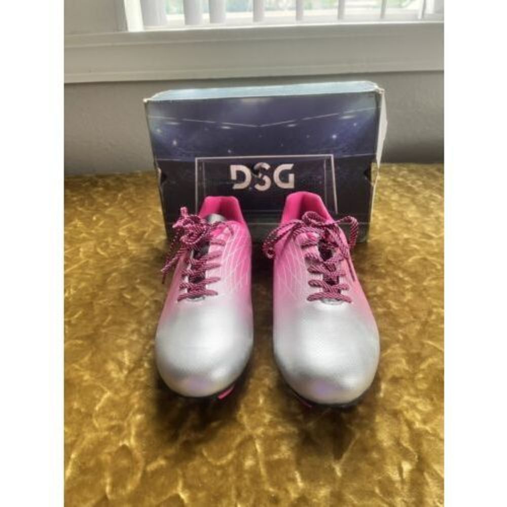 DSG OCALA 1.0 SOCCER CLEATS SIZE 5.5 GIRLS PINK/SILVER YOUTH KIDS NIB